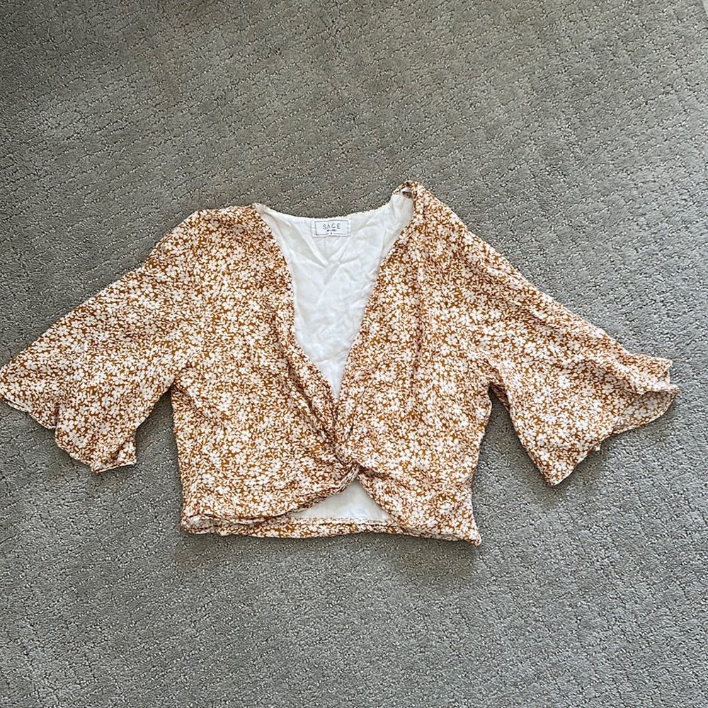 Sage the label yellow floral flowy crop top size S